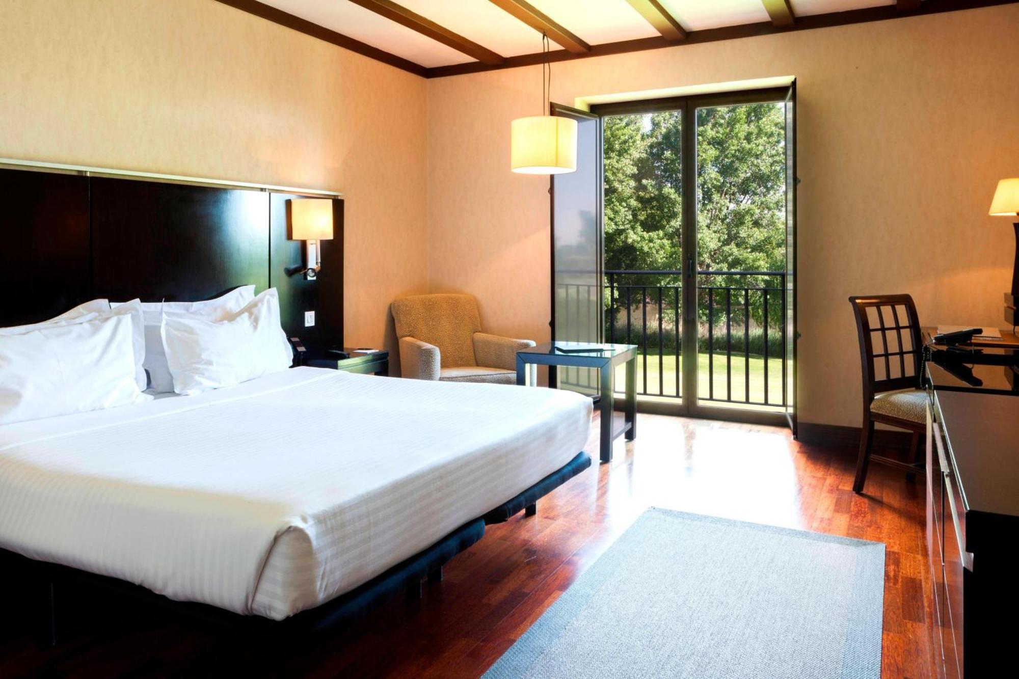 Ac Hotel Palacio De Santa Ana By Marriott Valladolid Exterior photo Deluxe Room