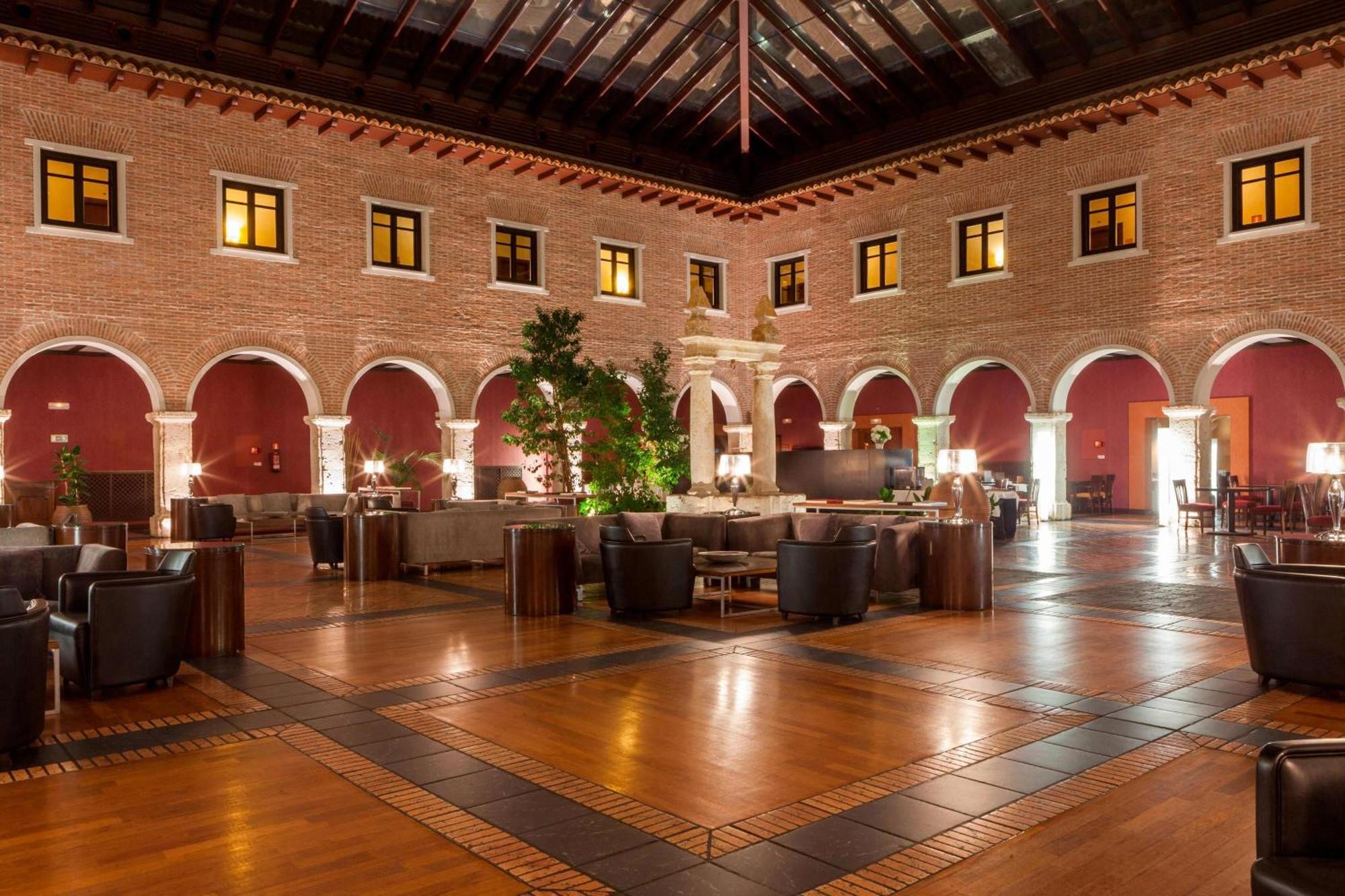 Ac Hotel Palacio De Santa Ana By Marriott Valladolid Exterior photo The interior of the hotel