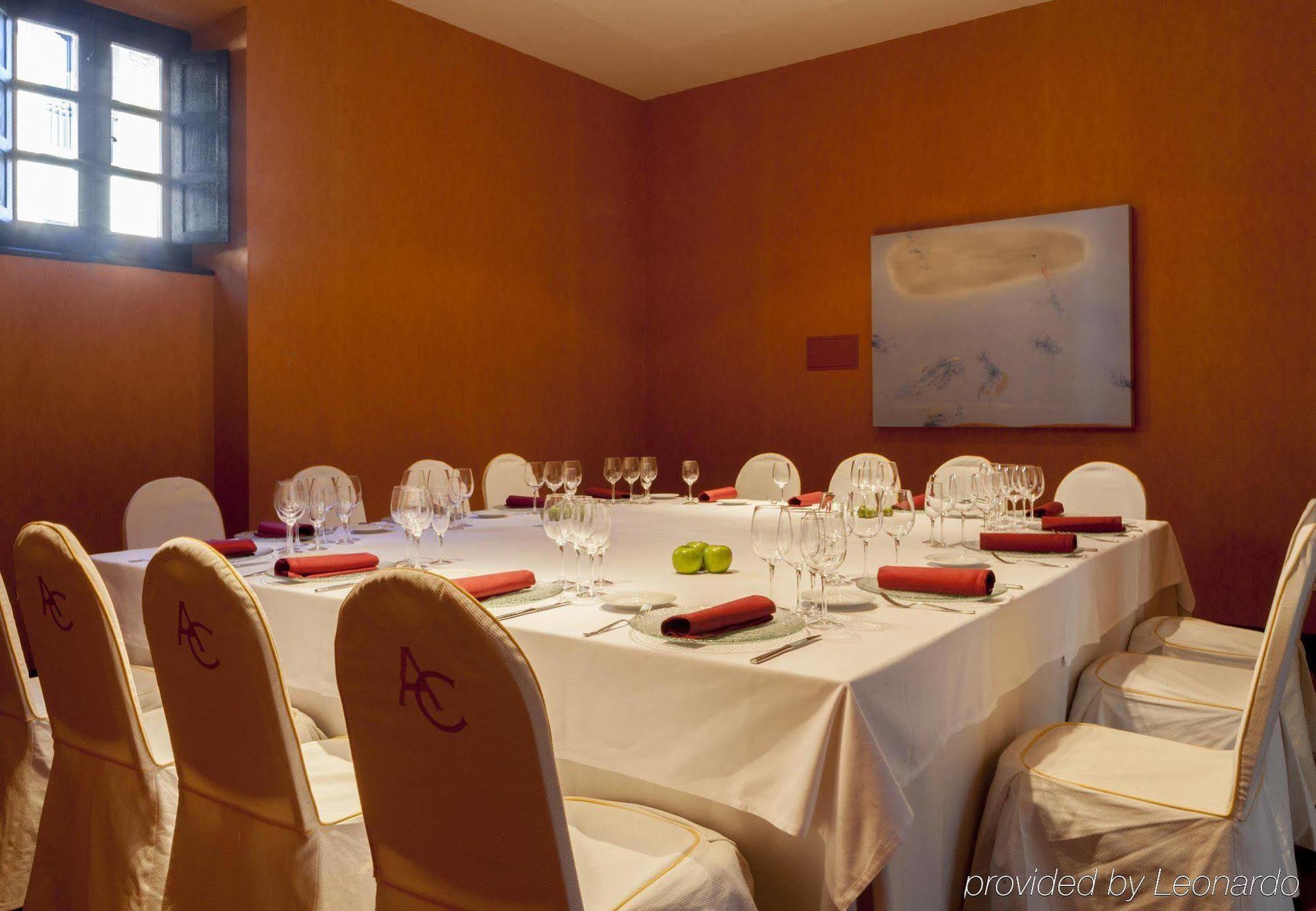 Ac Hotel Palacio De Santa Ana By Marriott Valladolid Exterior photo A private dining room at the Mandarin Oriental, Madrid